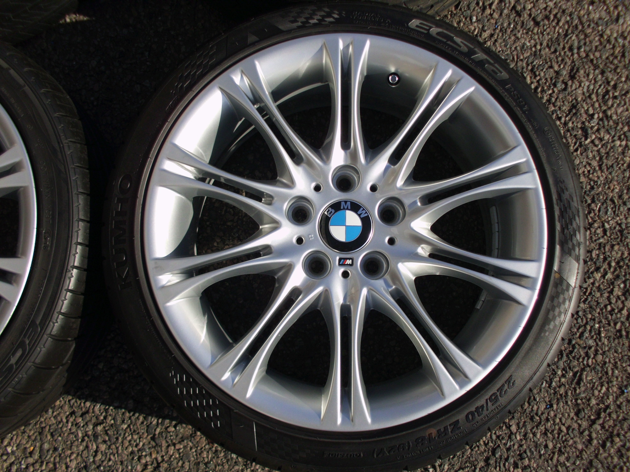 USED 18" GENUINE BMW STYLE 135 E46 MV2 SPORT ALLOY WHEELS,FULLY REFURBED,WIDE REAR INC VG TYRES